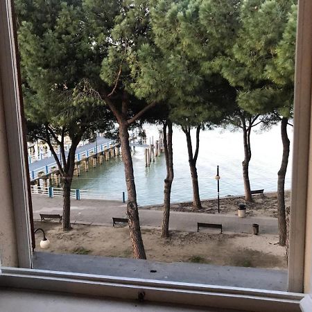 Uno Sguardo Sul Lago Appartam パッシニャーノ・スル・トラジメーノ エクステリア 写真