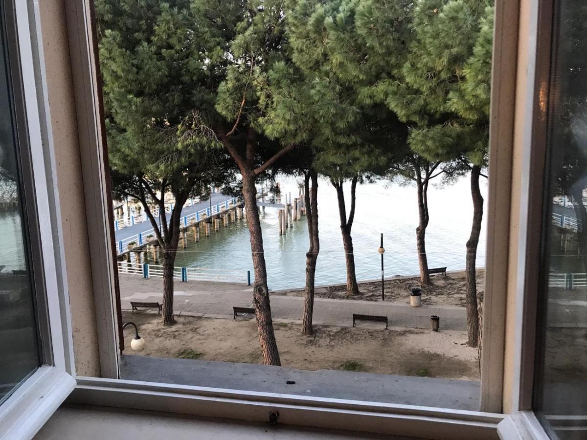 Uno Sguardo Sul Lago Appartam パッシニャーノ・スル・トラジメーノ エクステリア 写真